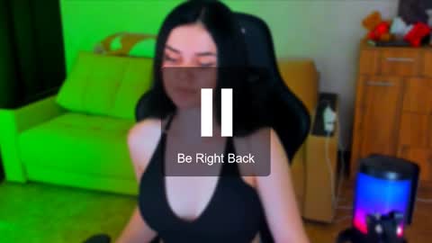 Snapshot of lora_cain chatting on February 10, 2:59 pm Lora Cain online show from February 10, 2:59 pm