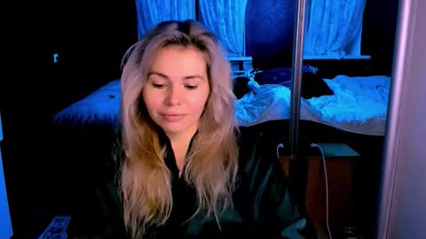 Lora online show from November 14, 2:43 am