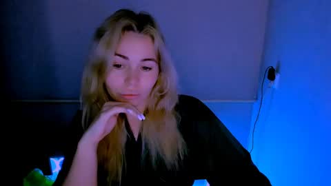 Snapshot of loraboyar chatting on May 1, 2:49 am Lora online show from May 1, 2:49 am