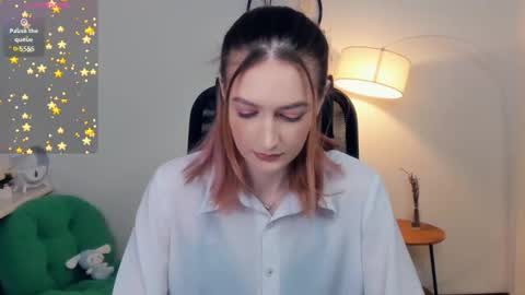 Snapshot of loradimmick chatting on January 17, 10:42 am Lora online show from January 17, 10:42 am