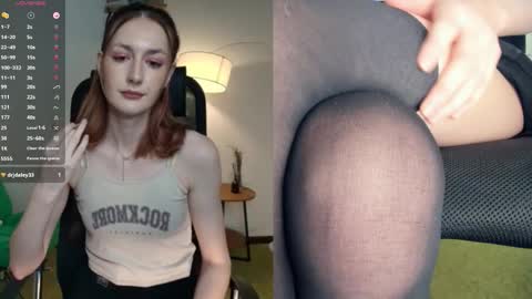 Snapshot of loradimmick chatting on February 16, 10:55 am Lora online show from February 16, 10:55 am