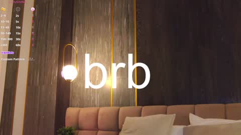 Loraine online show from February 3, 9:07 pm