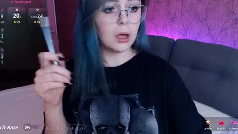 Snapshot of loramoonnn chatting on September 9, 12:21 am Lora online show from September 9, 12:21 am