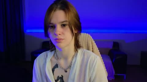 Lora online show from June 9, 2:28 pm