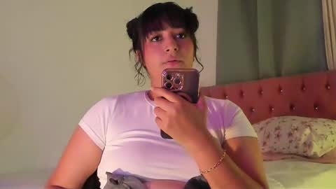 lore_rey online show from December 17, 2:50 am