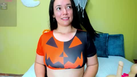 Loren Grey online show from October 27, 8:46 pm