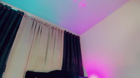 lesly lorena online show from May 10, 10:59 pm
