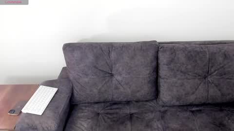 Snapshot of lorenzo_ferrec chatting on May 9, 1:44 am Lorenzo F online show from May 9, 1:44 am