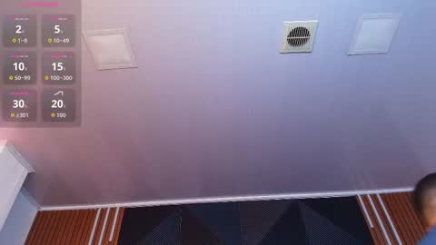 Snapshot of lorenzo_walker_ chatting on February 18, 5:20 pm L O R E N Z O Thumbs Up help online show from February 18, 5:20 pm