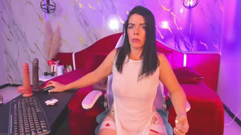Snapshot of loress_ass_mature chatting on September 12, 2:33 am lorena online show from September 12, 2:33 am