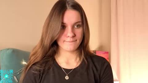 Chloe for Fan BlackHole online show from November 29, 6:55 pm