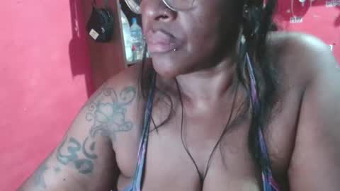 loretybighot online show from December 18, 1:50 pm