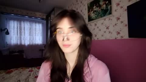 Kira online show from December 5, 7:17 am