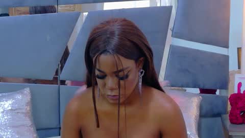 lorraine_johnson online show from April 7, 6:08 pm