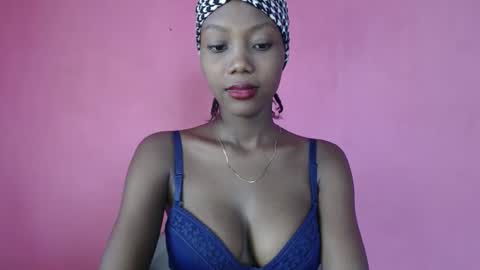 lorrycutie16 online show from May 10, 12:21 pm