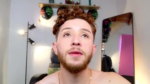 JUAN  JUAN online show from February 22, 5:11 pm