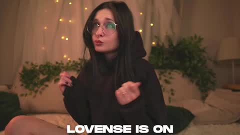 Jess online show from February 4, 11:49 am