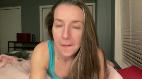 lothlori online show from February 5, 1:43 am