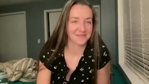 lothlori online show from April 13, 2:06 am