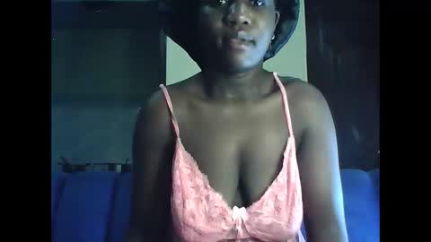 lotty_lavilla online show from April 21, 2:51 am