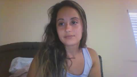 lotusflowerbomb95 online show from April 21, 4:56 pm