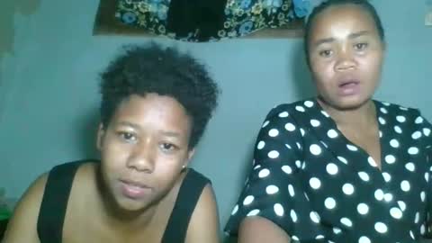 louane98 online show from April 15, 2:02 pm