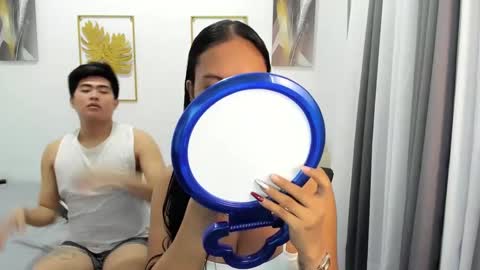 Snapshot of louie_cute_asian chatting on March 10, 5:00 am Kylie online show from March 10, 5:00 am