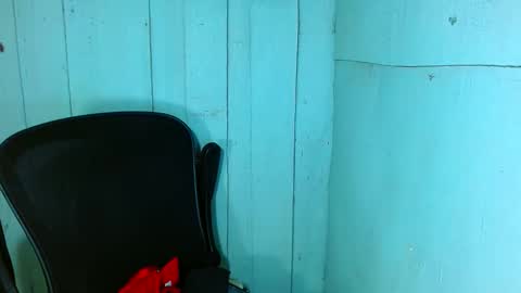 Snapshot of louie_sexy chatting on May 23, 4:07 am Cathy online show from May 23, 4:07 am