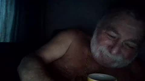 Snapshot of louis_chokdee chatting on January 6, 3:40 pm louis_chokdee online show from January 6, 3:40 pm