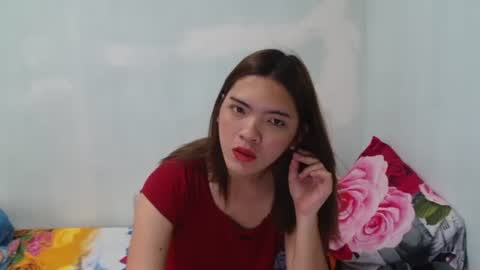 lovablesweet18 online show from March 8, 5:44 am