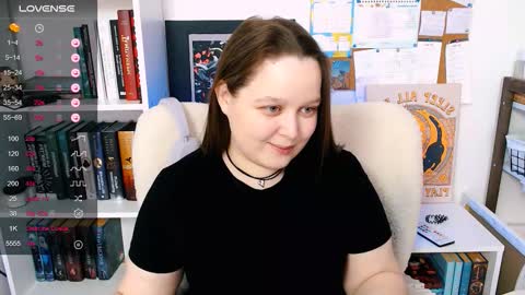 Snapshot of lovbess chatting on February 23, 5:27 am Mia online show from February 23, 5:27 am