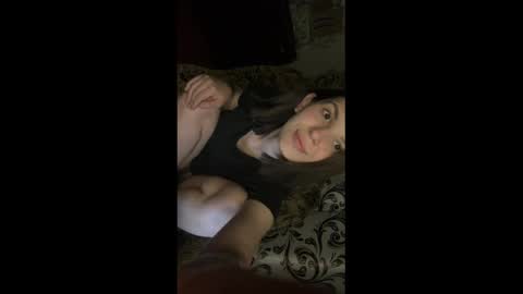 Snapshot of love23kiss chatting on May 13, 7:33 pm love23kiss online show from May 13, 7:33 pm