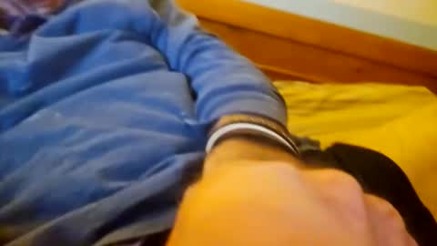 love69bush online show from March 23, 3:10 am