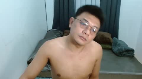 love_hottieh online show from April 14, 8:09 am