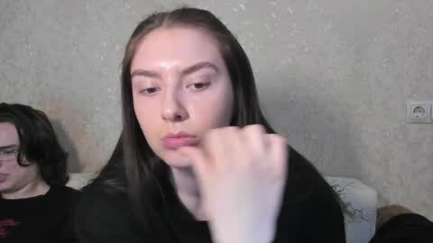 LINA online show from April 4, 1:52 pm