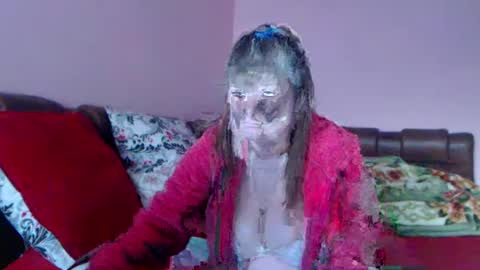 Snapshot of love_me_nice chatting on January 15, 1:52 pm love_me_nice online show from January 15, 1:52 pm