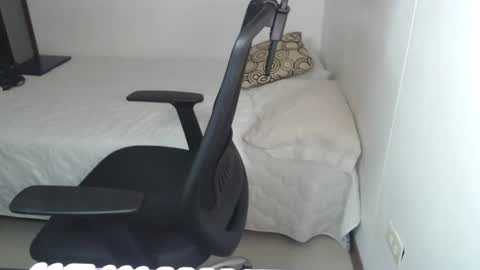 Andys and mary online show from February 1, 3:16 am