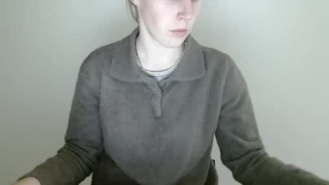 Snapshot of love_vivian chatting on April 22, 2:18 pm Vivian online show from April 22, 2:18 pm