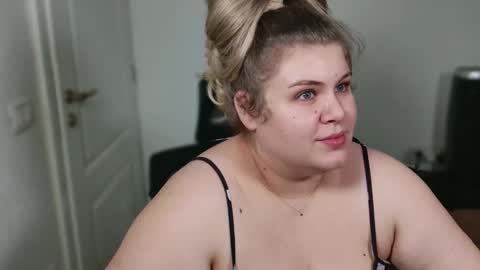 Ally online show from December 21, 1:51 pm