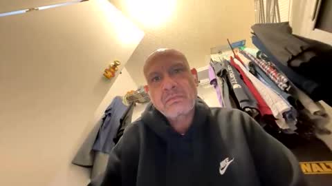 Snapshot of loveazz4me chatting on November 16, 3:23 am loveazz4me online show from November 16, 3:23 am