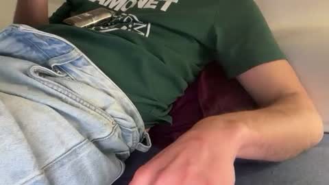 lovecoquin online show from April 1, 12:00 am