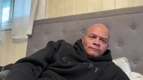 loved19 online show from October 22, 9:14 pm