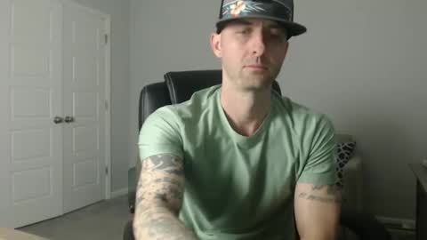 lovehatlovers online show from February 12, 7:58 am