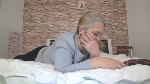 heaven online show from December 1, 1:16 pm