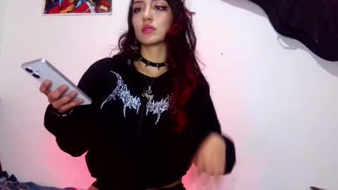 Snapshot of lovely_akira_xwx chatting on May 19, 5:47 am Tami online show from May 19, 5:47 am