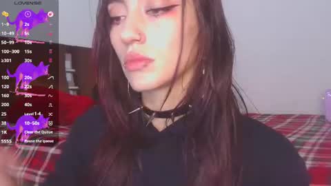 Snapshot of lovely_akira_xwx chatting on June 16, 7:33 am Tami online show from June 16, 7:33 am