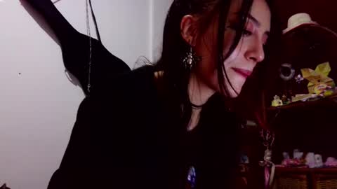 Snapshot of lovely_akira_xwx chatting on July 9, 8:07 am Tami online show from July 9, 8:07 am
