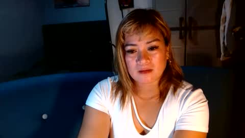 Snapshot of lovely_amara chatting on March 20, 8:52 am lovely_amara online show from March 20, 8:52 am