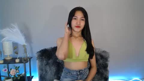 Snapshot of lovely_bellax chatting on May 11, 9:34 pm BELLA online show from May 11, 9:34 pm