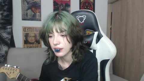 Cassie online show from January 19, 11:43 pm